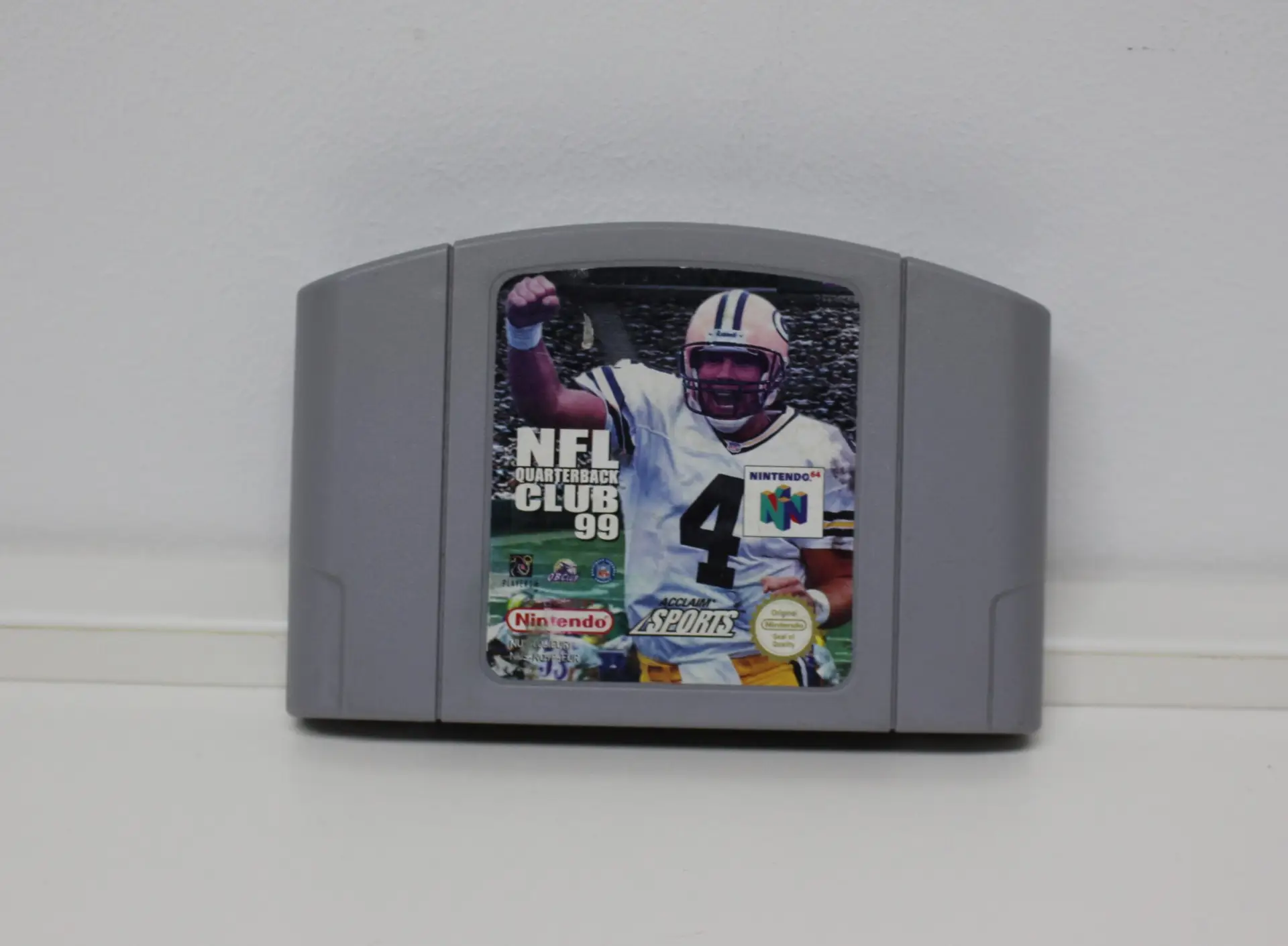1267 - NFL Quarterback Club 99 - Nintendo 64