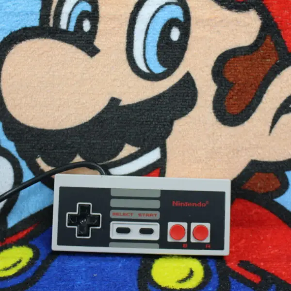 1607 - Controller - NES