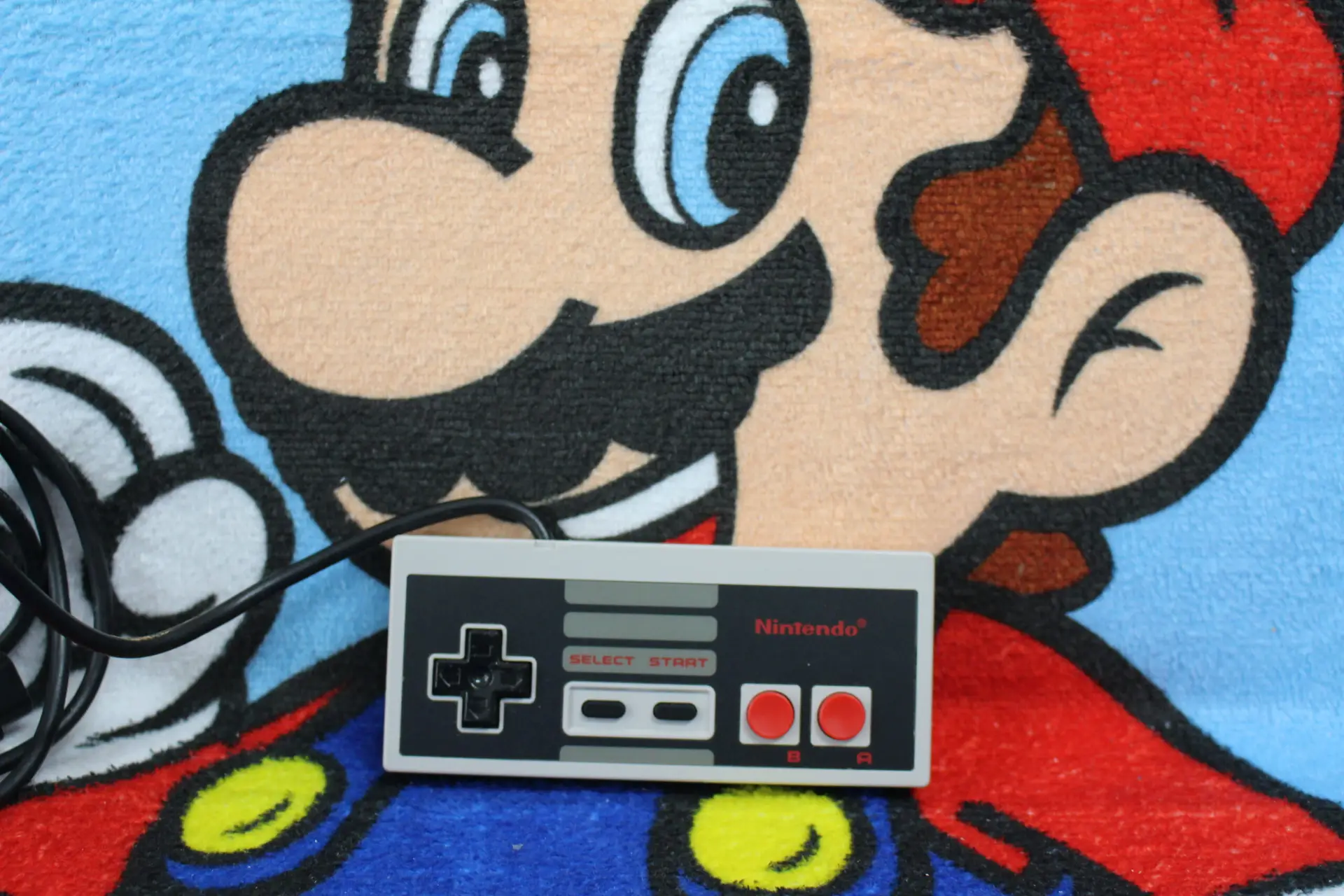 1607 - Controller - NES