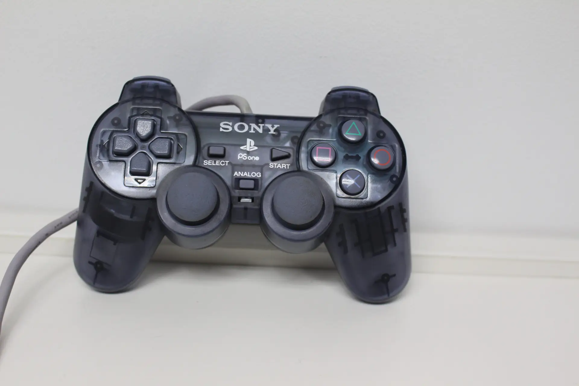 1635 Playstation 1 Controller