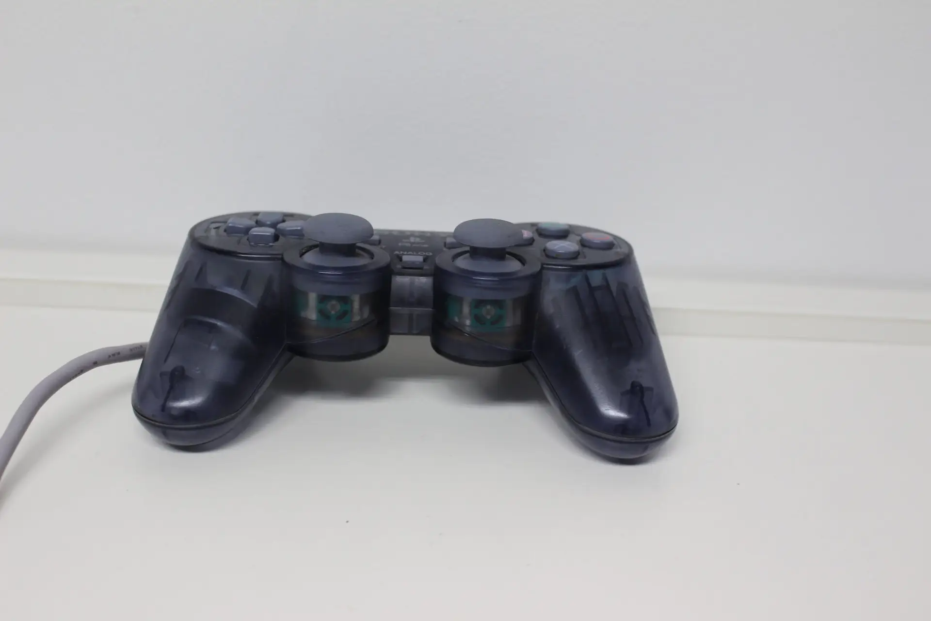 1635 Playstation 1 Controller