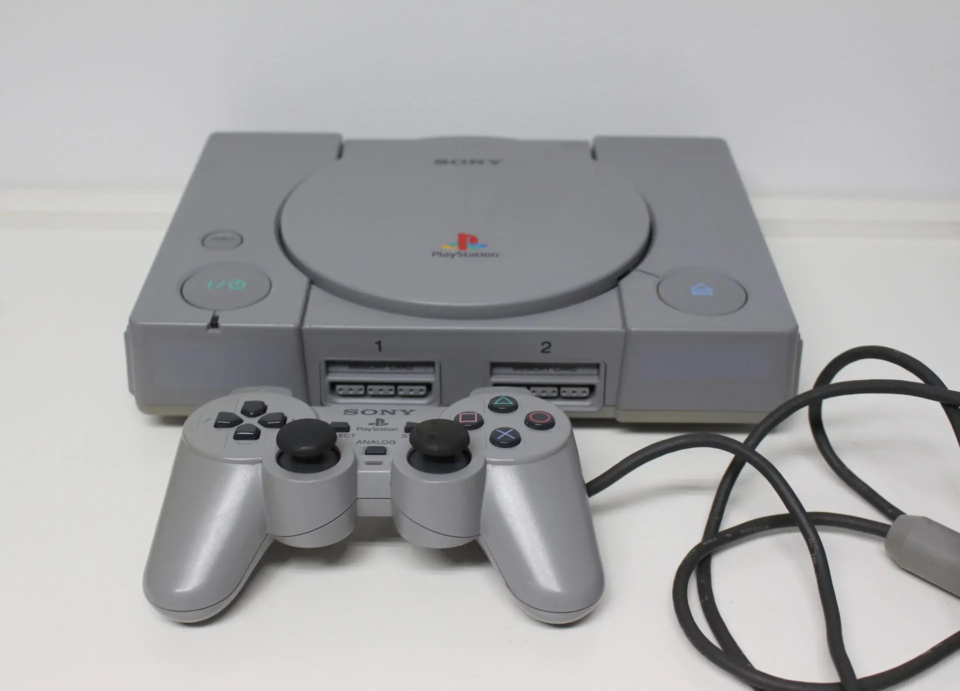 Playstation 1 Konsole mit Controller
